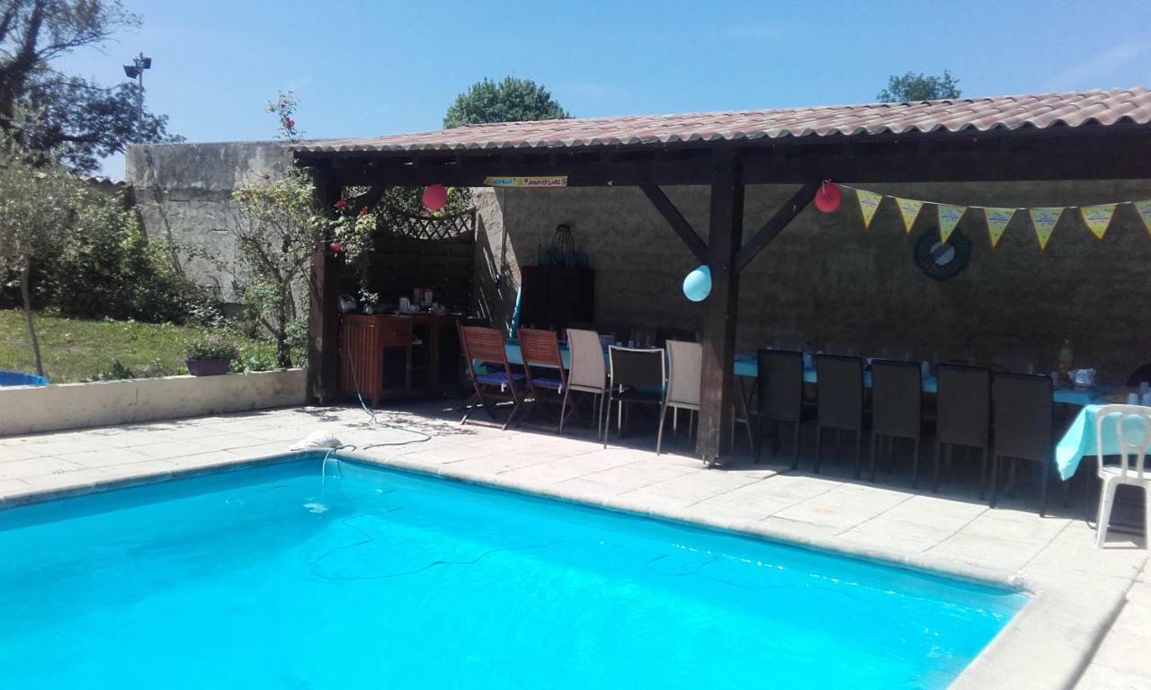 Les Demeures De La Laigne Bed & Breakfast Allas-Bocage Exterior foto