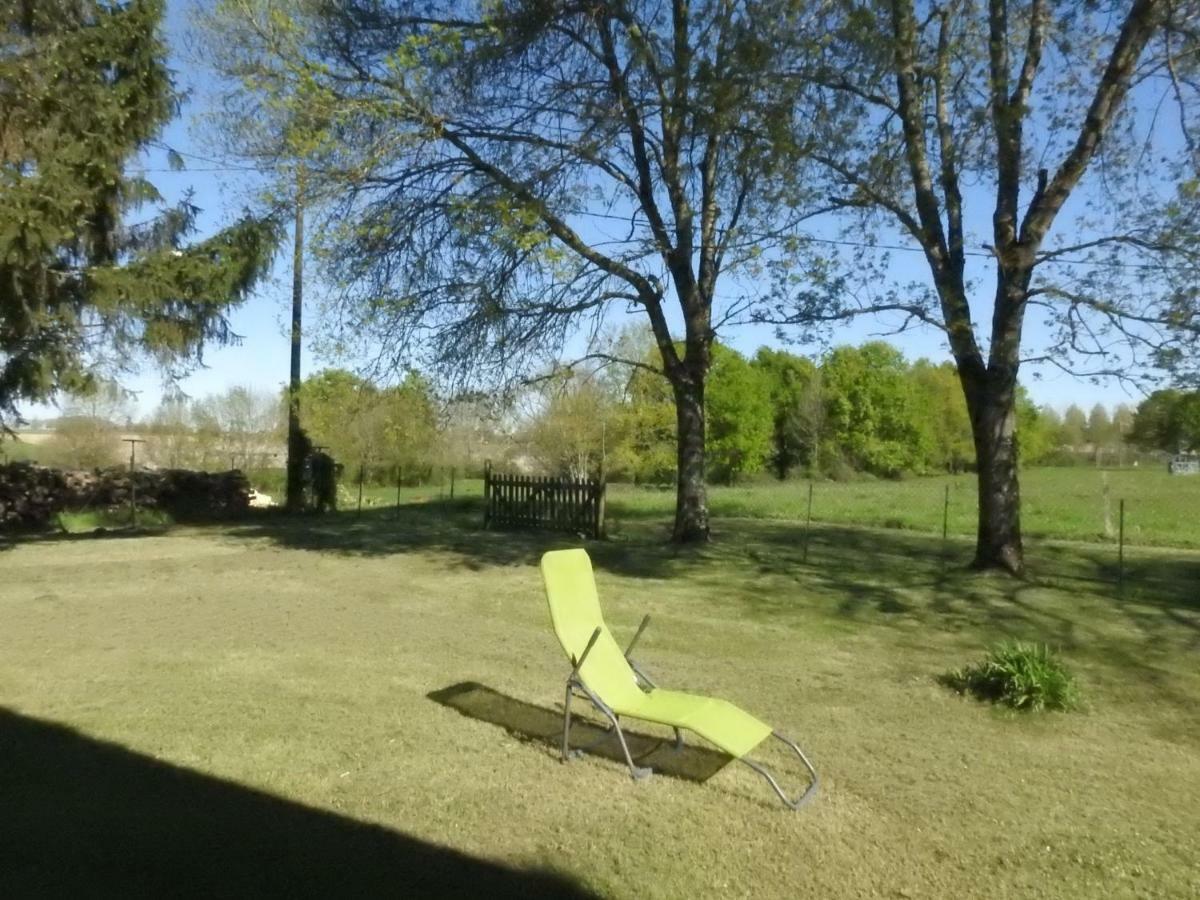 Les Demeures De La Laigne Bed & Breakfast Allas-Bocage Exterior foto