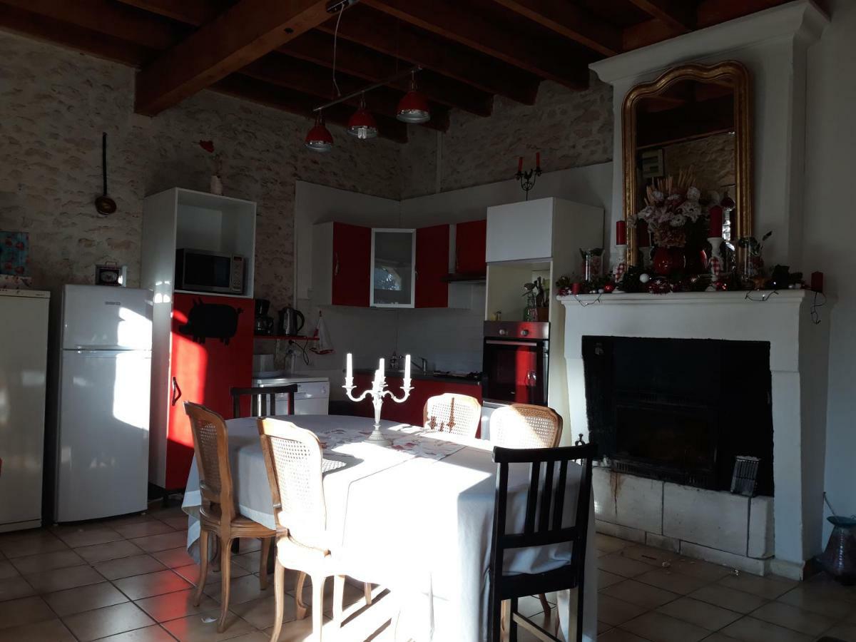 Les Demeures De La Laigne Bed & Breakfast Allas-Bocage Exterior foto